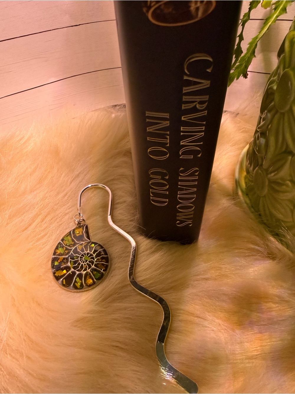Colorful Shell Charm Bookmark - Picture 2 of 2